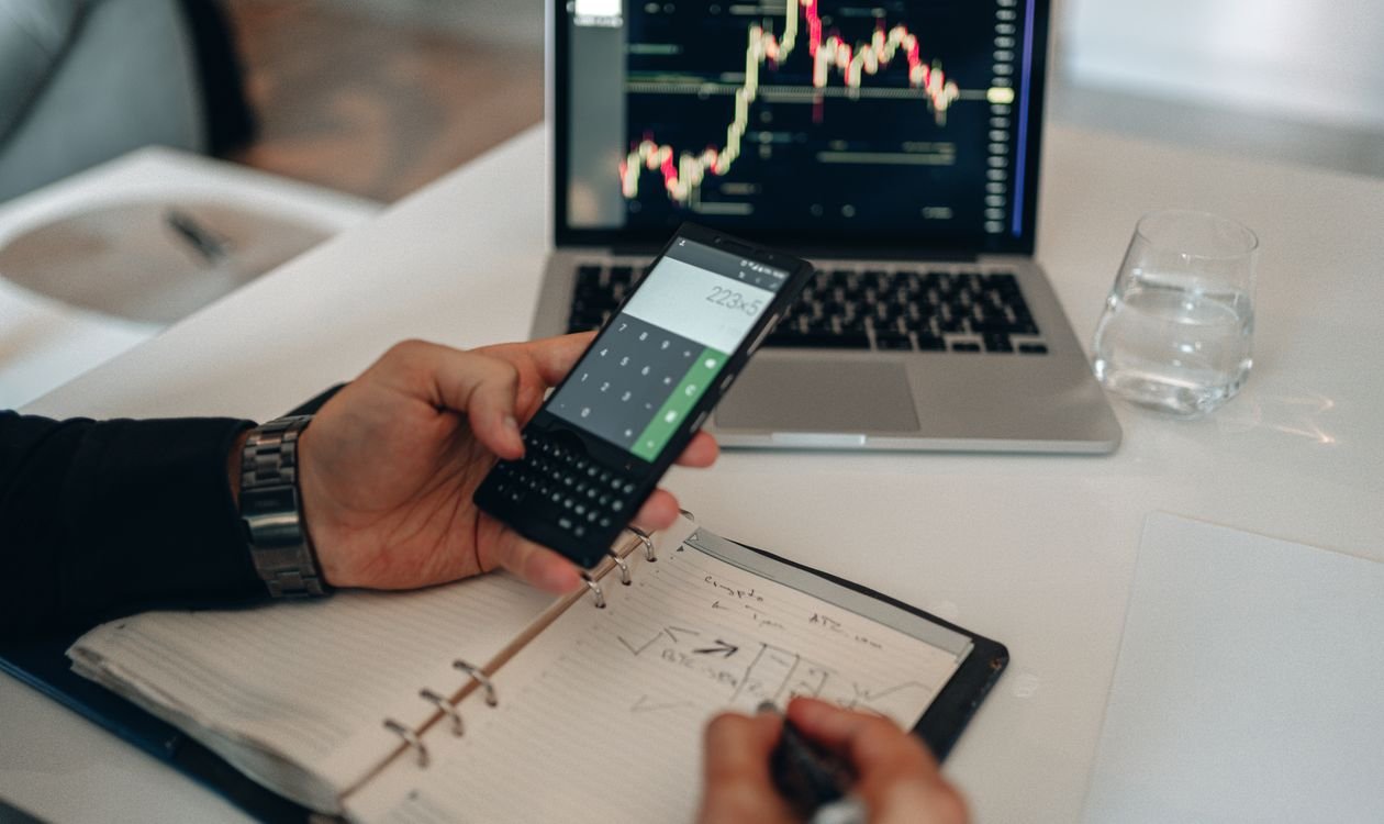 Analyse des données de marché pour estimer les revenus d'une location Airbnb